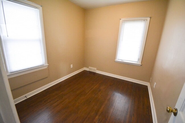 Building Photo - Homey House Near Goose Egg Park Available ...