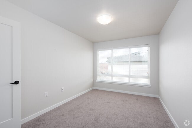 4BD, 3BA Townhome - 1,954SF - Chambers Reserve Townhomes