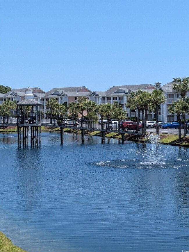 Building Photo - 627 Waterway Village Blvd