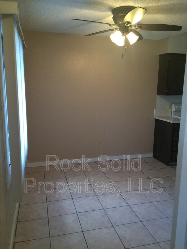 Foto del edificio - 3061 Reed Ave
