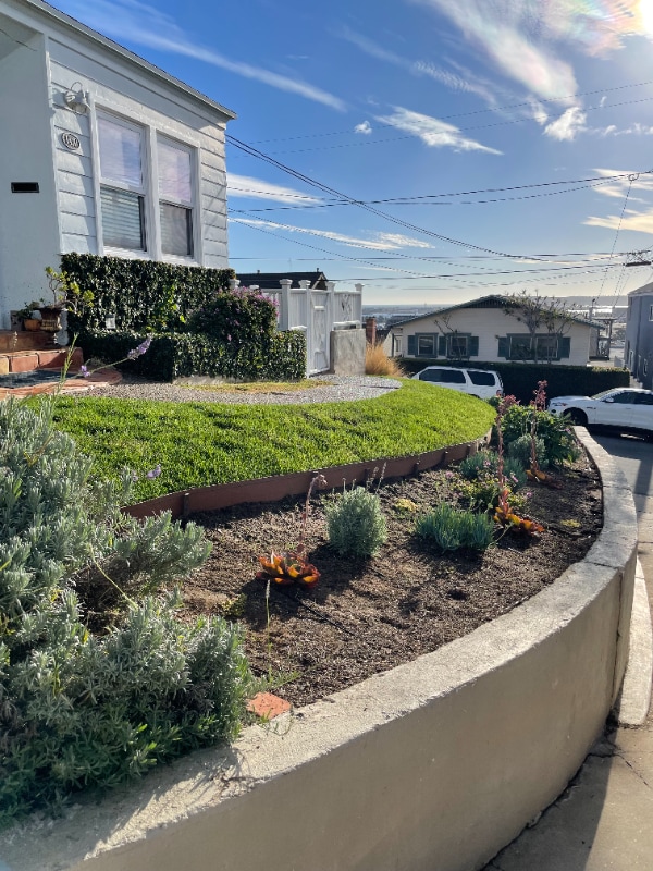 Building Photo - 1828 Guy St