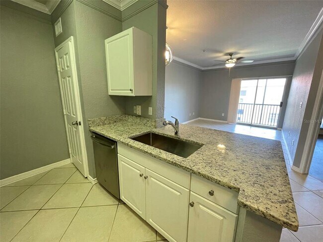 Foto del edificio - 4323 Bayside Village Dr