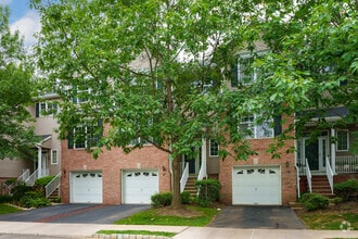 Building Photo - 40 Kennedy Ct