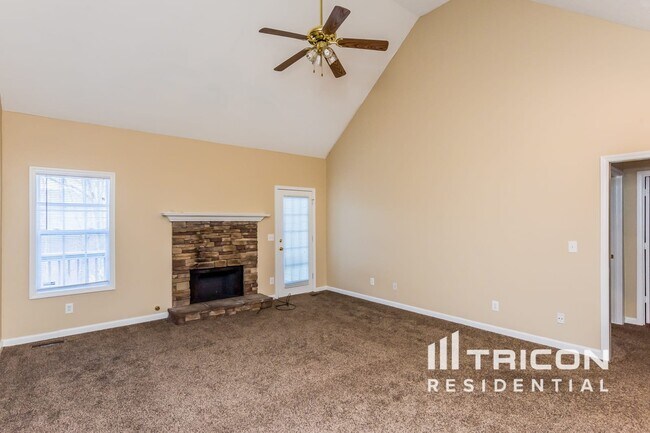 Building Photo - 2716 King Arthur Ct
