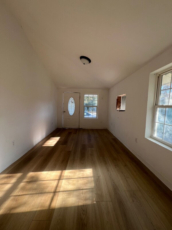 Foto del edificio - 1103 Dunbar St