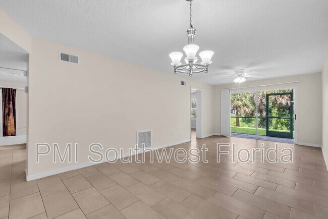 Foto del edificio - 7294 Cloister Dr