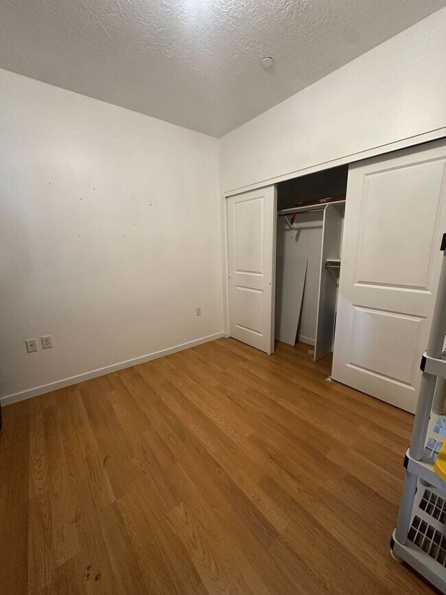 Foto del edificio - Gorgeous Condo!