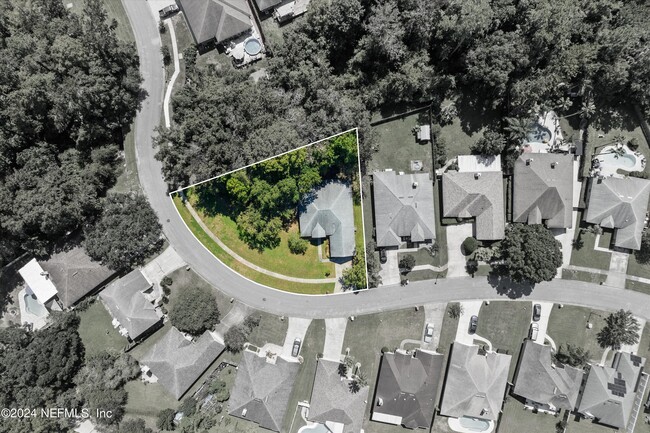 Building Photo - 5434 Chestnut Lake Dr