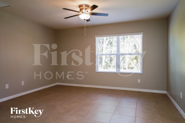 Foto del edificio - 631 SW 27th Terrace