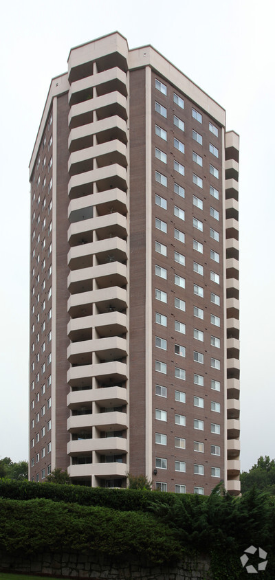 Foto del edificio - Somerset Heights Condominiums