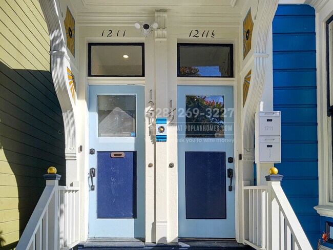 Building Photo - 1411 1/2 Guerrero St