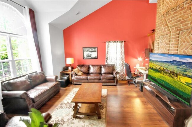 Foto del edificio - 3318 Brynwood Dr