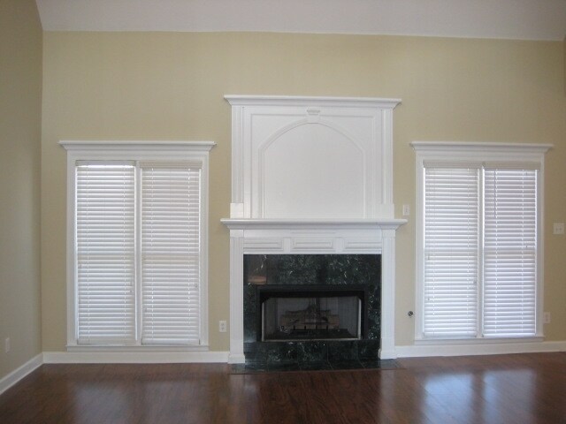 Building Photo - 8896 Lindstrom Drive