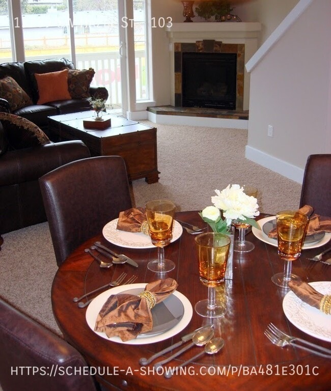 Building Photo - 3BDRM 2.5BTH Menlo Gardens Condo built in ...