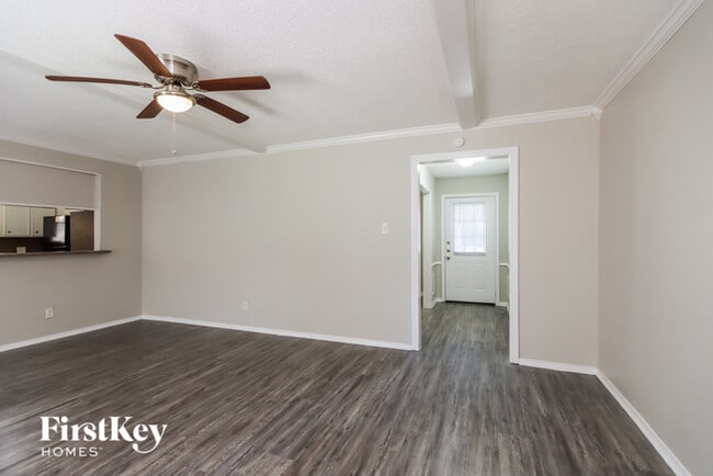 Building Photo - 4903 Shatner Dr