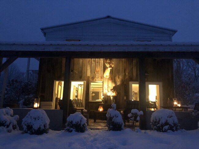 Escena de invierno - 388 Eichybush Rd