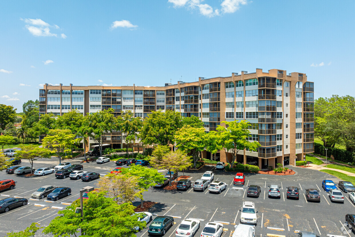 Primary Photo - Park Place