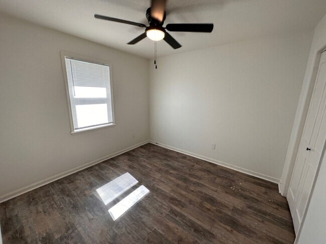 Foto del edificio - 2 bed/1 bath duplex in Harlem, GA