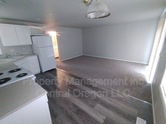 Foto del edificio - 2123 Baines Blvd