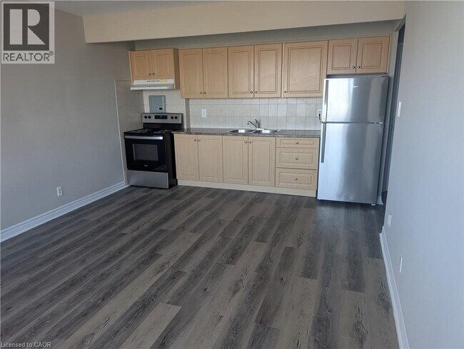 Photo du bâtiment - 468 Ottawa St N