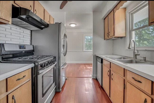 Foto del edificio - 14506 Wildcrest Rd