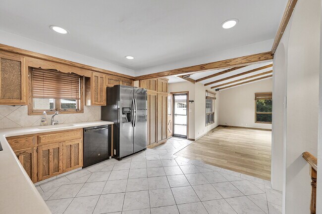 Photo - $3,095.00 - 3 Bedrooms, 2 Bathrooms Single Family Home in Arvada with Cozy Fireplace!