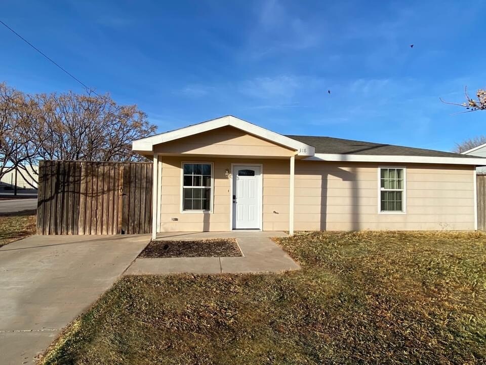 318 W Birch St, Denver City, TX 79323 House Rental in Denver City, TX