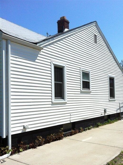 Building Photo - 8090 Minock St