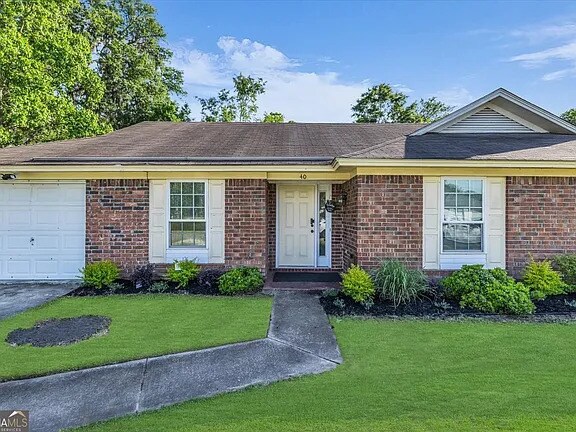 Foto del edificio - 40 Whippoorwill Ln E