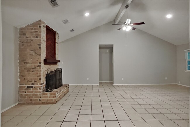 Foto del edificio - 19403 Westhaven Dr