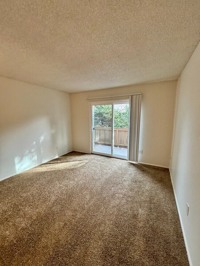 Foto del edificio - 3950 SW 102nd Ave