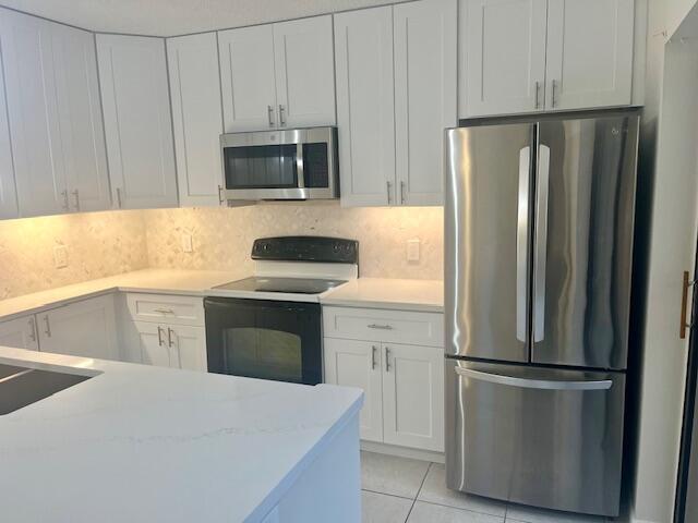 Building Photo - 1817 18th Ct