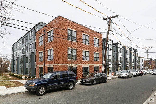 The Flats at 22 & 44 Apartments - Chelsea, MA | Apartments.com