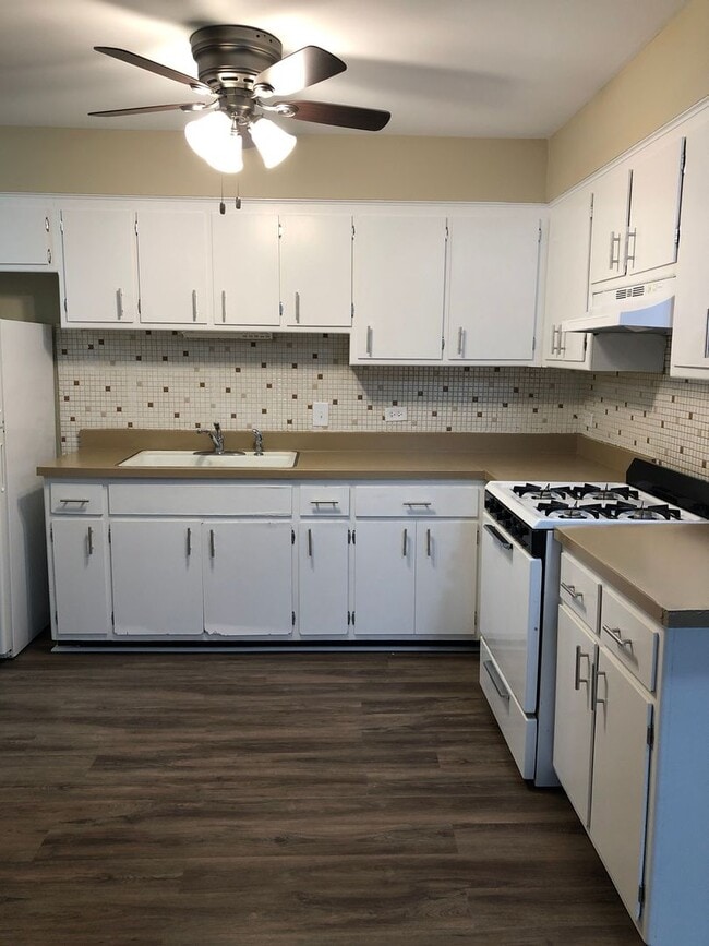 Foto del edificio - 6324 W 63rd St