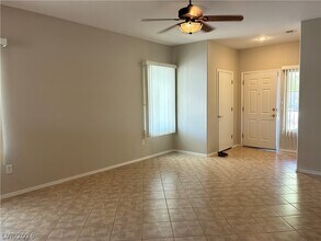 Building Photo - 2523 Romanza Rd