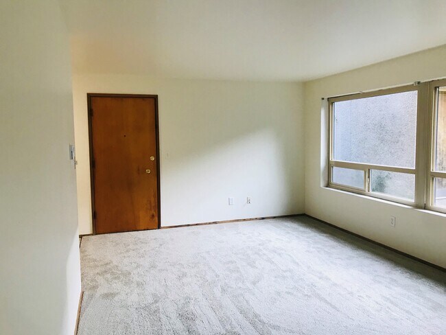 Building Photo - 1423 NW 64th St