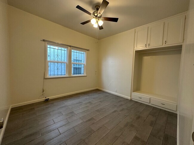 dormitorio - 1038 W 84th Pl