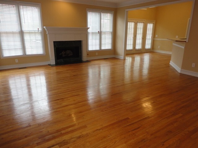 Building Photo - 6415 Wenham Ct