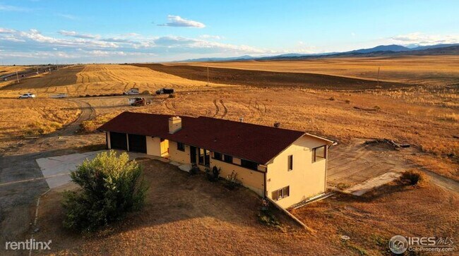 Foto del edificio - 5 br, 4 bath House - 7517 South Shields St...