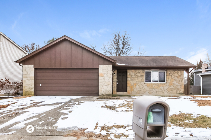 Primary Photo - 2033 Queensbridge Dr