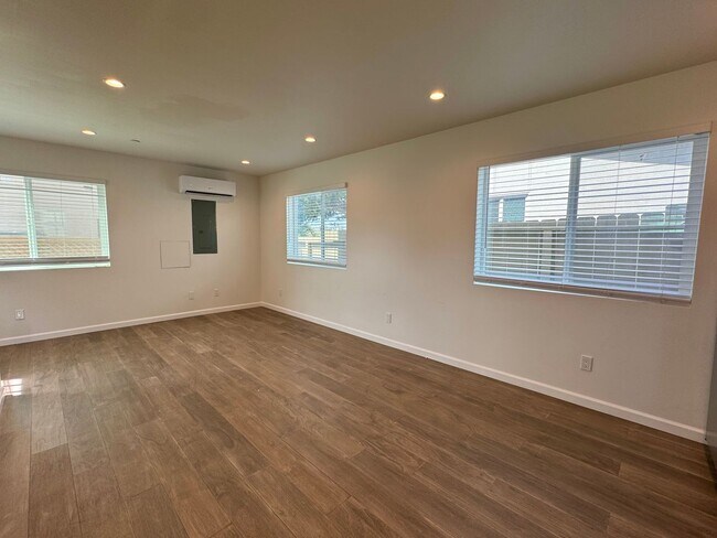 Foto del edificio - 1268 Prospect St