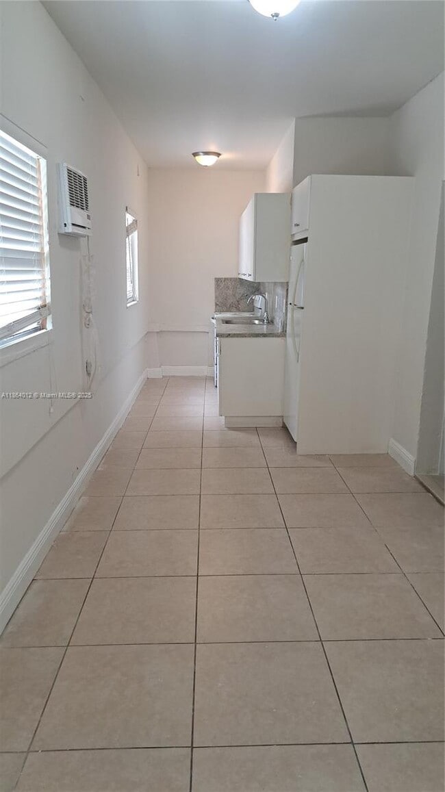 Foto del edificio - 1362 SW 2nd St