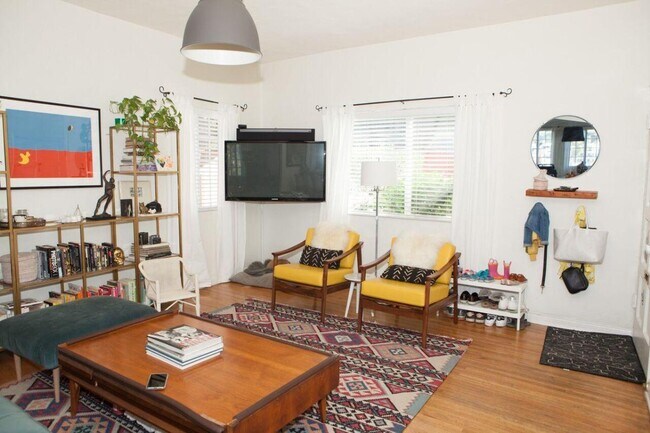 Foto del edificio - 1513 Murray Dr