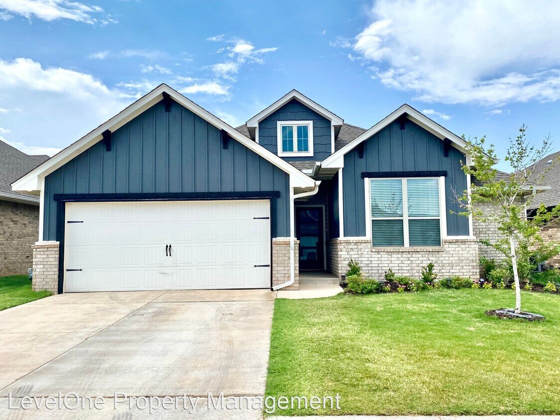 3 br, 2 bath House 9113 NW 119th Street House Rental in Yukon, OK