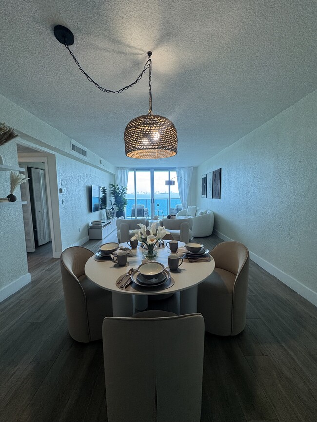 Foto del edificio - 1275 NE 79th St