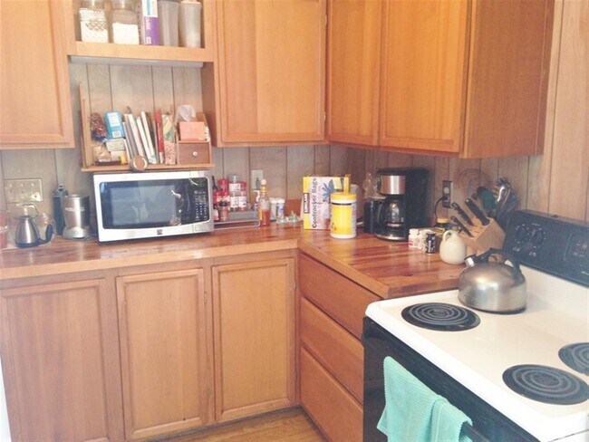 Foto del edificio - 438 Pleasant St