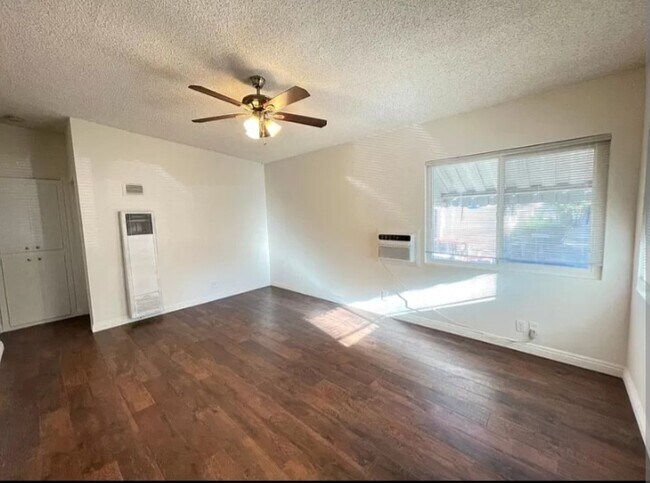 Photo - 761 W Maitland St