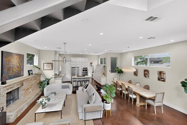 Foto del edificio - 807 W Gibson St