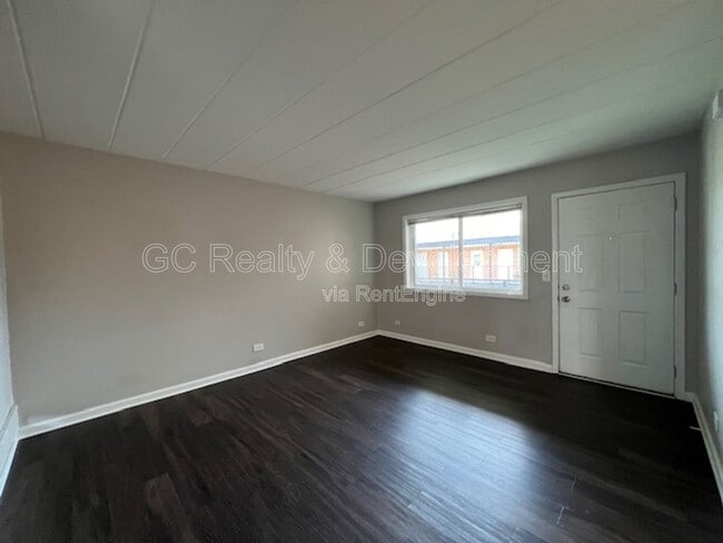 Foto del edificio - 342 Wilson Ave