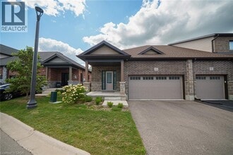 Building Photo - 14 Tamarack Way